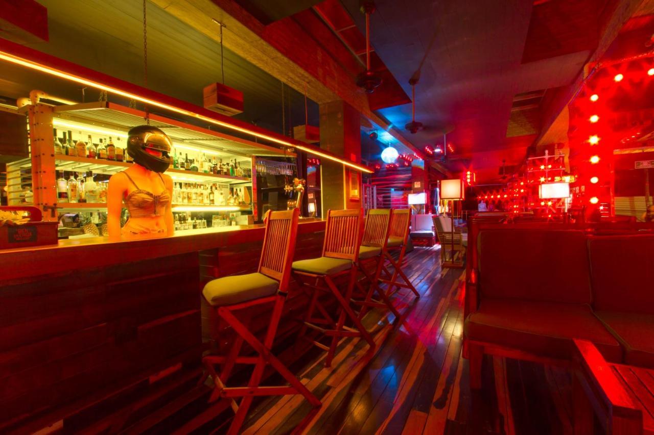 Hostal Reina Roja Hostal